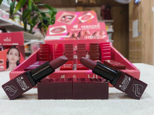 Ultra matte lipstick